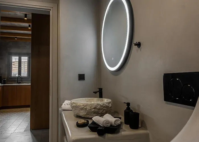 Villa Osmio Luxury Adamantas (Milos)