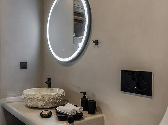 Osmio Luxury * Adamantas (Milos)